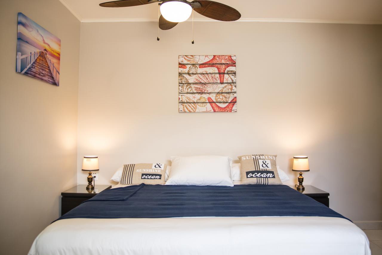 The Pier Beach Inn & Suites Willemstad Zewnętrze zdjęcie