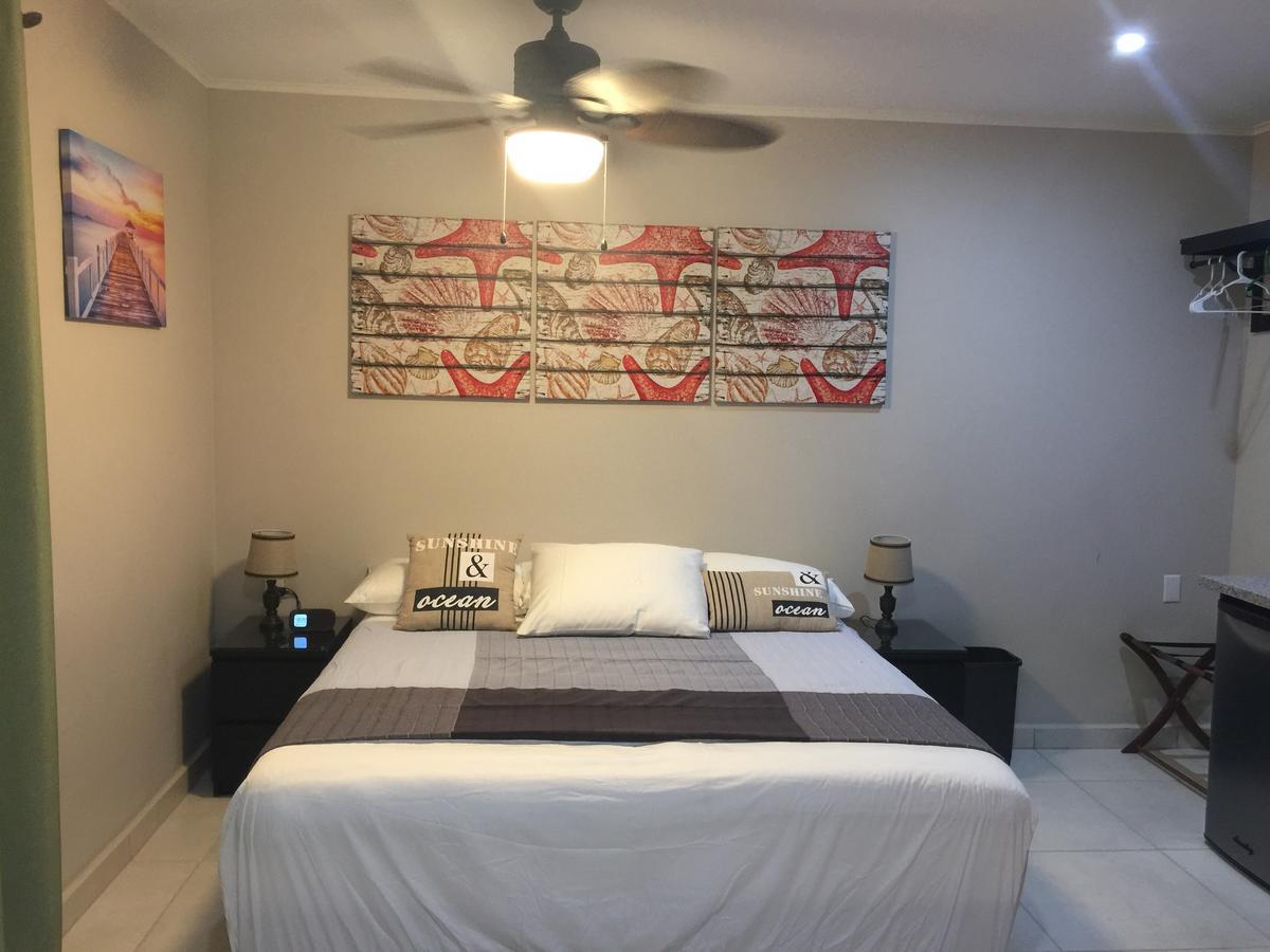 The Pier Beach Inn & Suites Willemstad Zewnętrze zdjęcie