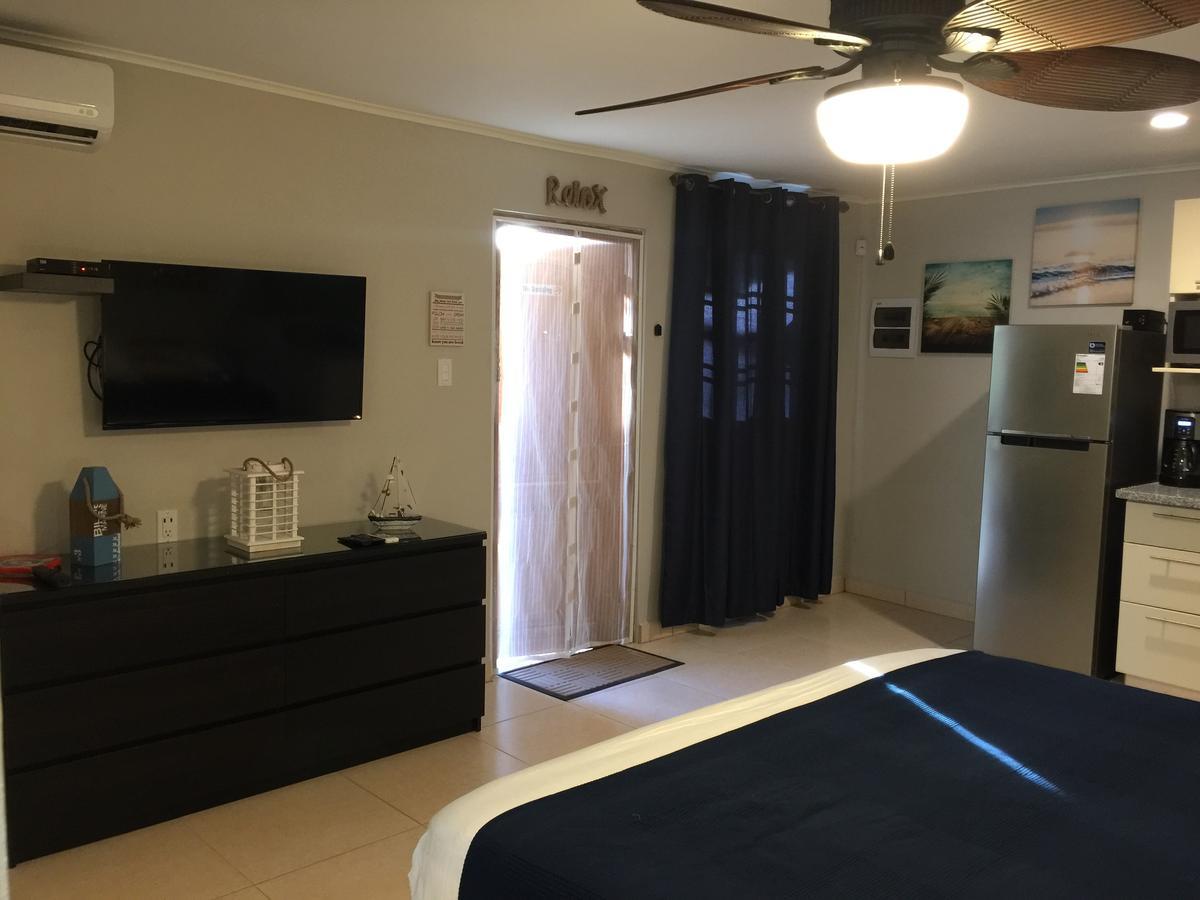 The Pier Beach Inn & Suites Willemstad Zewnętrze zdjęcie